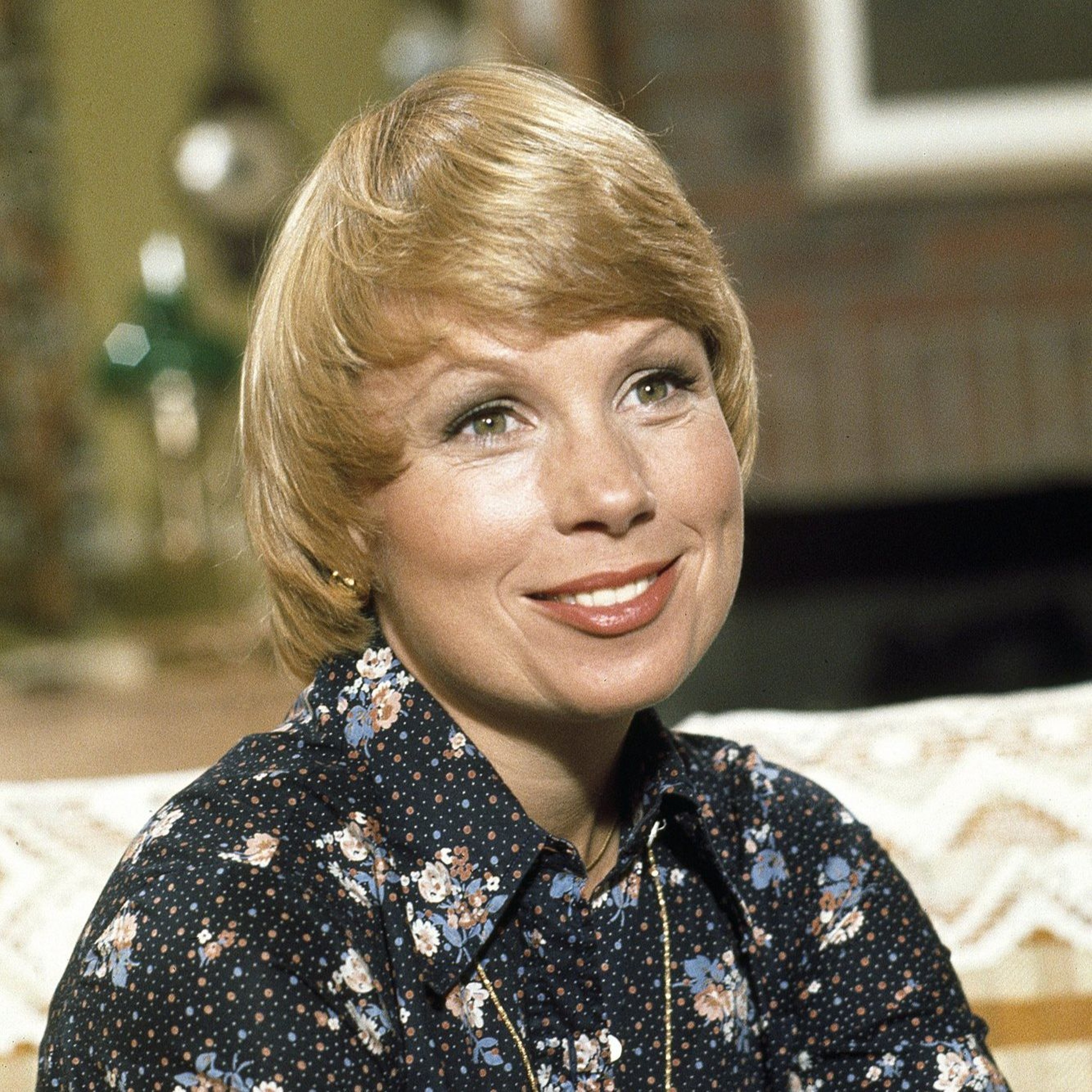 The Frank MacKay Show - Joyce Bullifant Part I
