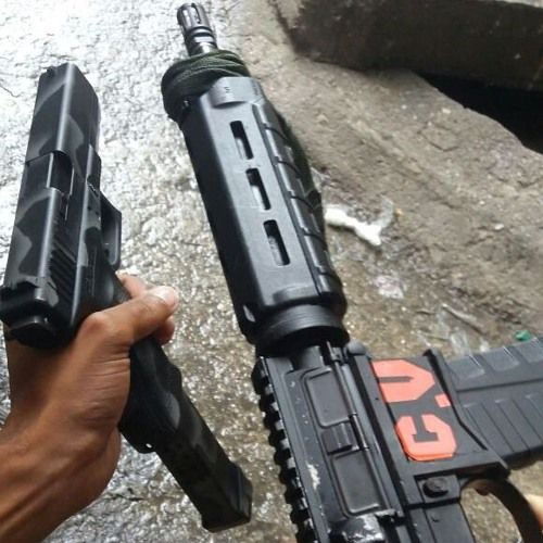 EQUIPE DESARMA TRÓIA TA COM COLEÇÃO DE FAL VS TROPA DA COLINA [DJLIPE DE CABO FRIO]  MC CHARUTO