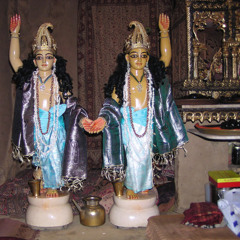 Pavan Nitai Chandra, Akash Vani, & Smita Krsna · Kirtan in Aindra Prabhu's Room · 8.16.23