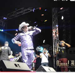 Se Va Muriendo Mi Alma Remmy Valenzuela En Vivo Con Banda La Alterada.mp3