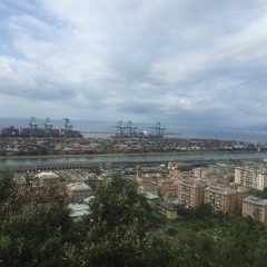 Genoa Pra': maritime metamorphosis, erasure and participation