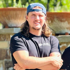 01 - Colt Corley - Colt Corley- 2 phones 2 dozen roses tailgates and 808s