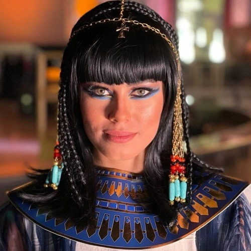ترانيم إيزيس ومتون الأهرام Hymns of Isis and the sound of the pyramids