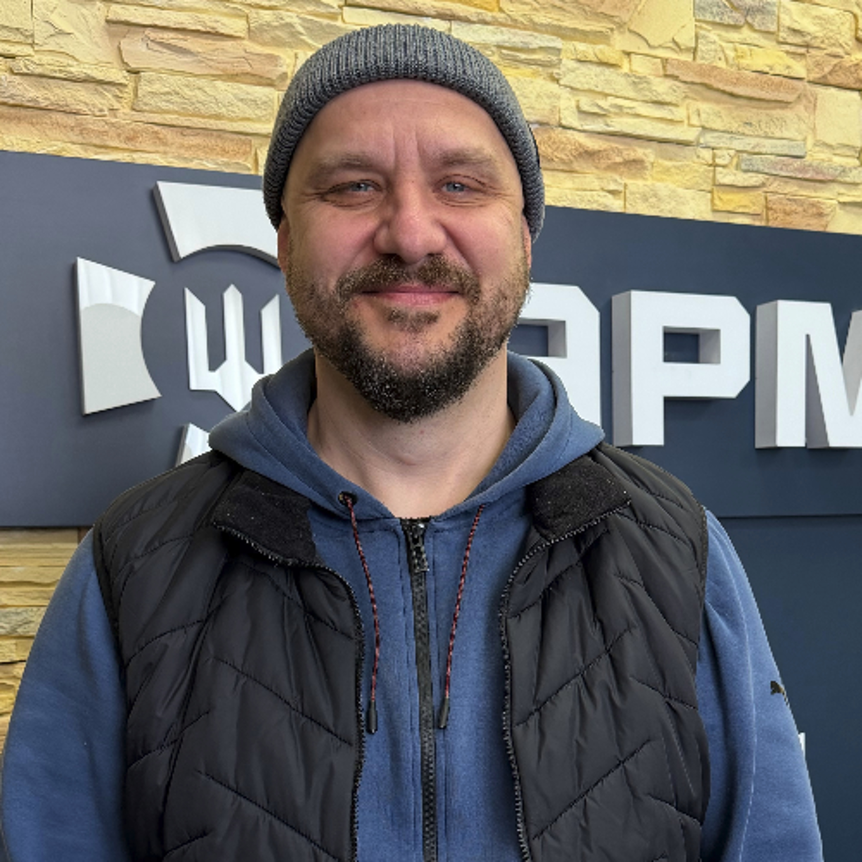 Від посадки на фронті до Шевченківської премії: історія військового і письменника Павла Белянського