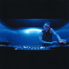 Concrete Husband – Center Booth ◎ S2E05