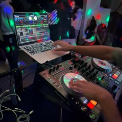 Aventura Mix | Live & Original