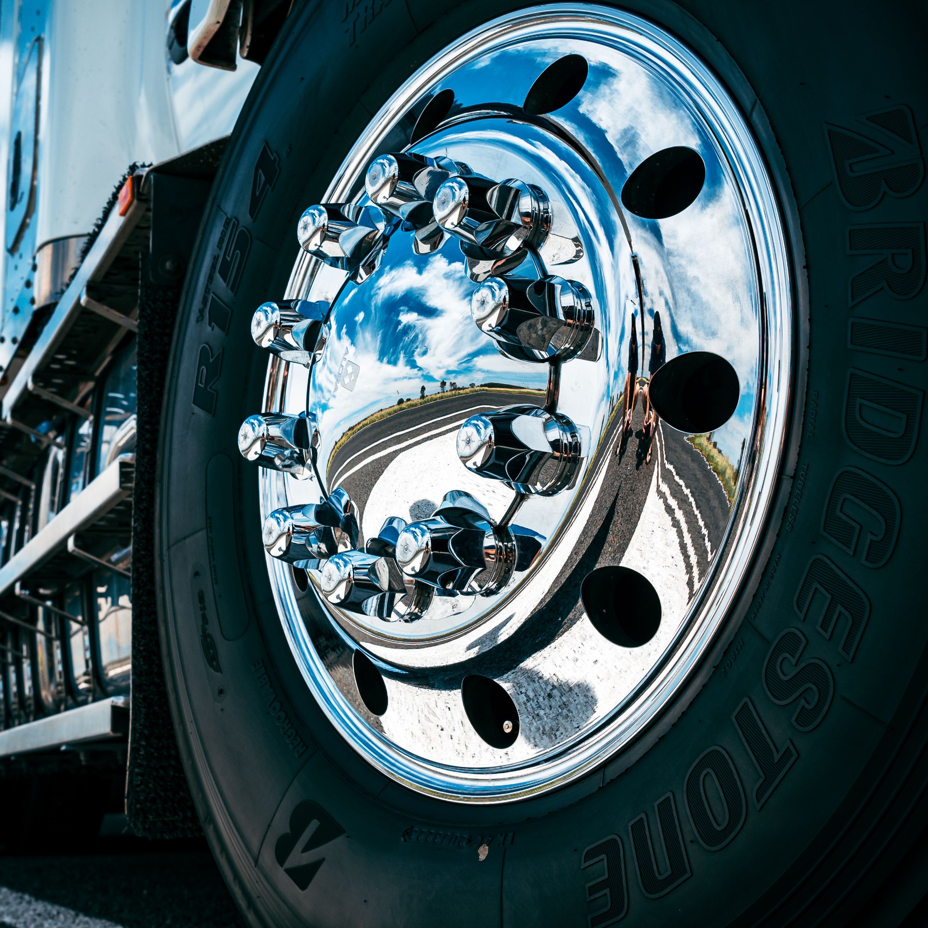 BIG RIG RADIO by Truckin Life