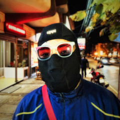 SIN VENTAS feat. DEKEYEII (prod. TRAVEL)