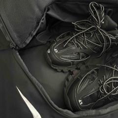 bail aht (ft. meeze3y)