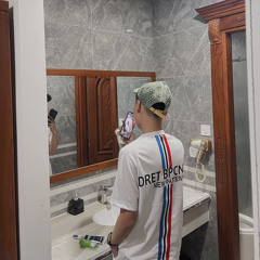 Vừa Đi Vừa Khóc - 2025 - Bikenn.WAV