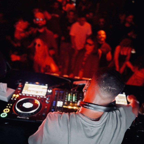 Reactor room |||
