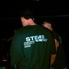 CRUSH-2HOLLIS (Chris IV Edit)