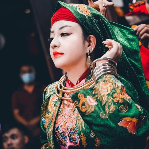 CHẦU ĐỆ NHỊ THƯỢNG NGÀN  XUÂN HUYNH  ĐÀO TRIỀU