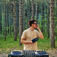 Deep House in Forest