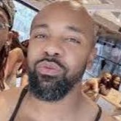 @trackbyashton - IM NEW BRO
