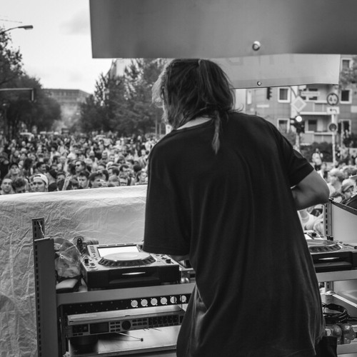 Xepeia - Find Your Roots 6 I Birgit
