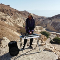 Omer Gigi - Live @ Zohar side , Dead Sea , Israel / Progressive & Melodic House Mix