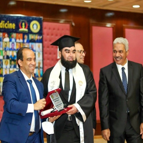 الحلم الأكبر "أغنية تخرج الدفعة 51 بطب الأزهر"
