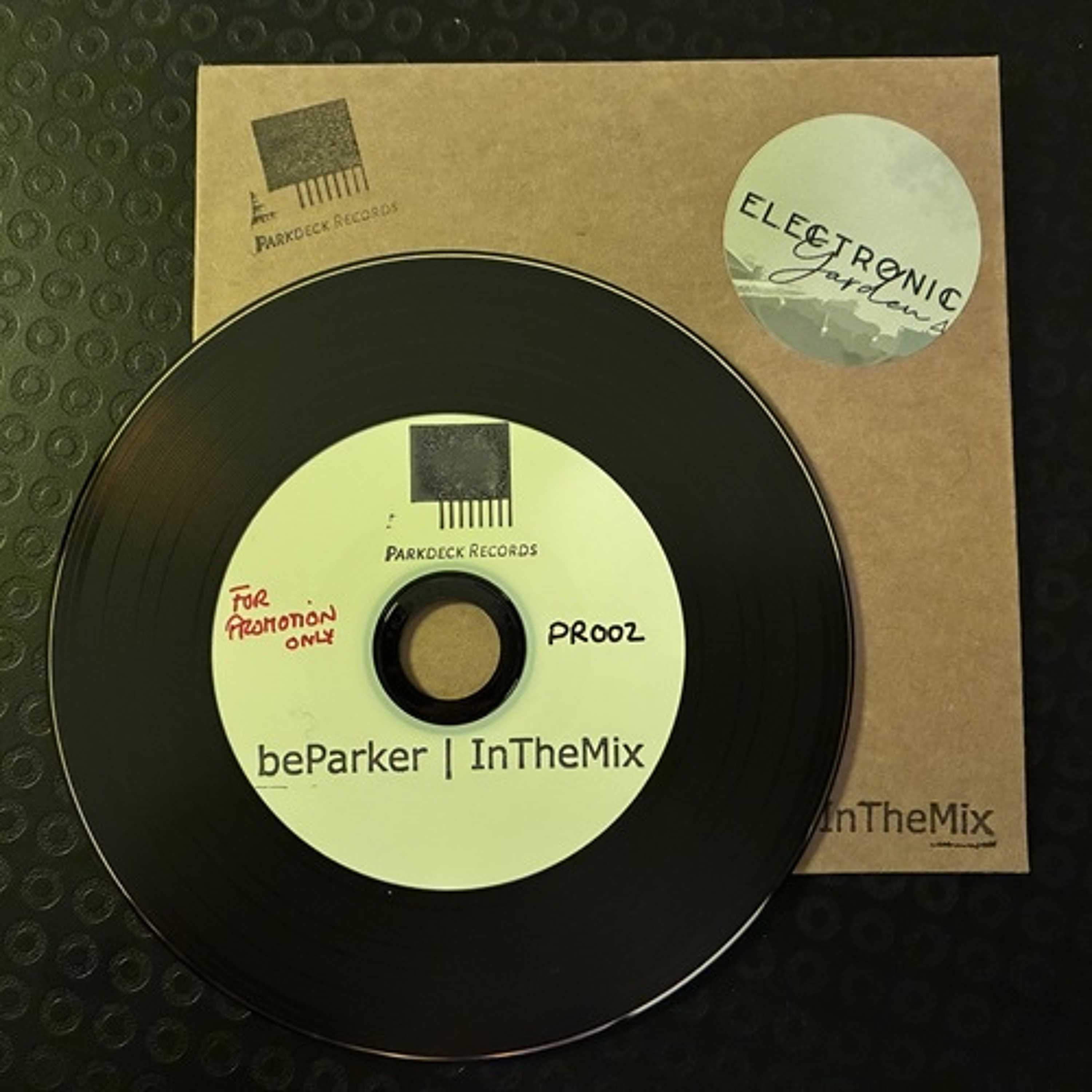 beParker - InTheMix - One | Promotion-CD | Diving Deep House Tracks in the Mix