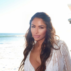 How Alus Singer Balances Music, Production, and Engineering Like a Pro