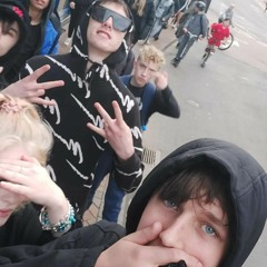 Drugs & Baccy🚬
