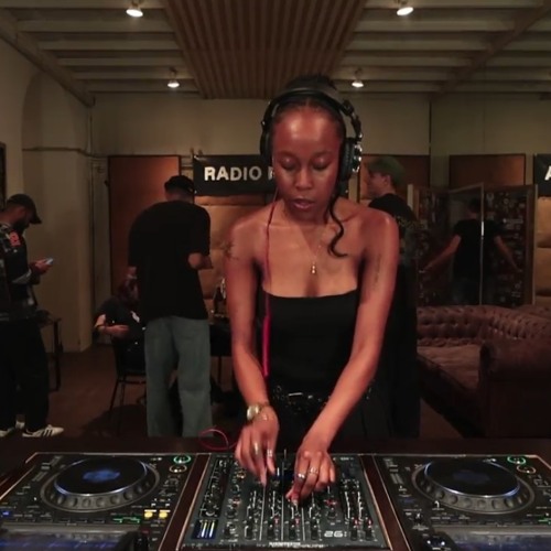 JenTen - Playhaus | Radio Rudina