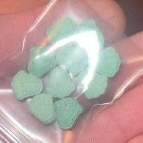 skids_and_pills_2c108bdb-d9fb-4ddc-936b-613be0a140f8.mp3