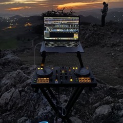 crash out remix (ft.mäxiking)