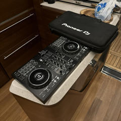 Bedroom mix 2 (Garage) 🤙