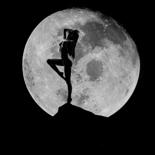 Bruno B - Black Moon (Douceur)