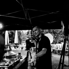 TFR GUEST MIX by CHRIS BUZZER