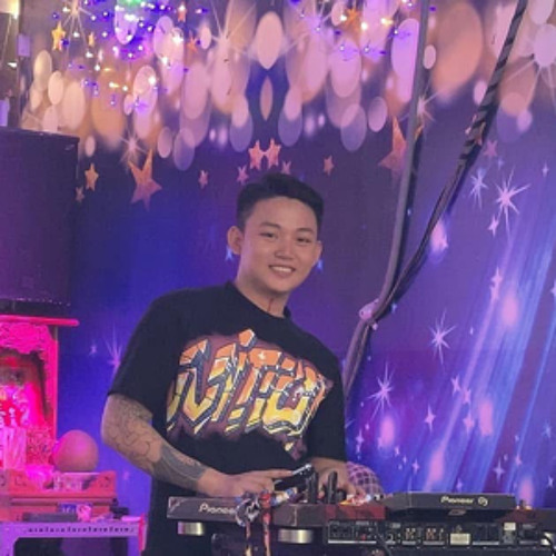 Tặng những người anh em x Đủ Nhỏ