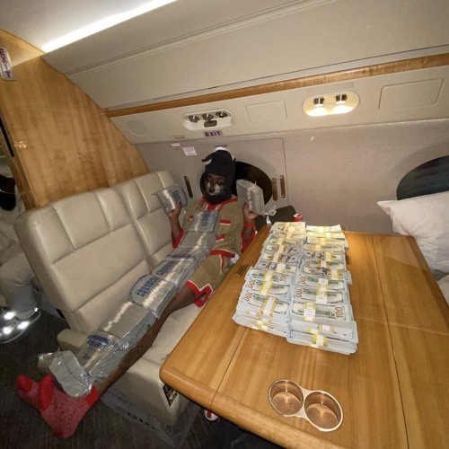 Pockets Stuffed - Lil Uzi