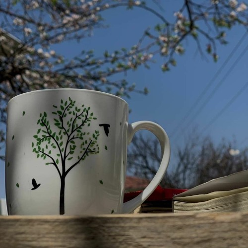 انشق في صدري نهر وارتعش شوقي يبيك..