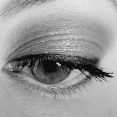 Sad Eyes . Lesley Hart