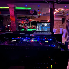 Elite Sunday Live Recording