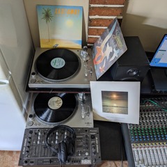 Music to feel the breeze to