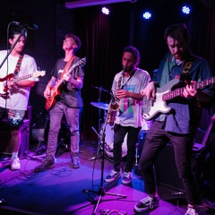 Hallway (Feat. Shmoné)