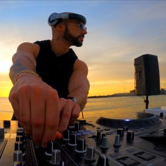 Exclusive Live DJ Set #004 | Jason M