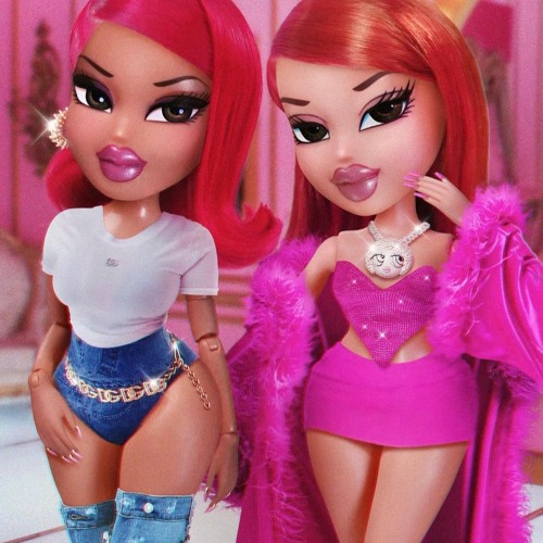 How to Make a Nicki Minaj Costume: Creating that Rapper Barbie Look -   Blog