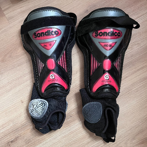 16 Socially Challenged Euphoria