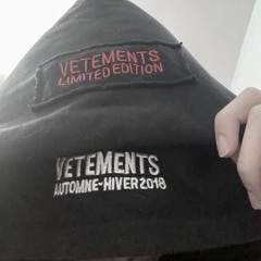 vetements coat