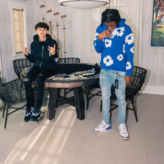 ROUND TABLE
