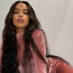 INTERNATIONAL FEM QUEEN ALAIA MUGLER