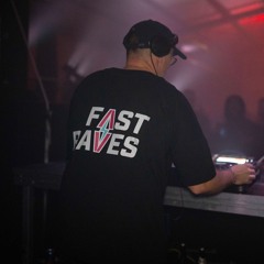 Donnergrollen im Warehouse @FastRaves - Hardtechno Set 155BPM