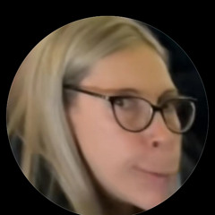 live in the bedroom 2