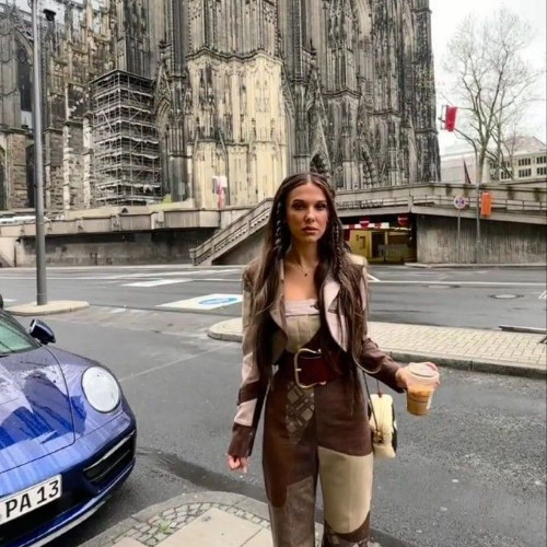 vasi - threw dat flag  (Prod.hundra x shan1reign)