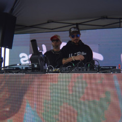 Smith & Sorren @ Summers Last Dance Hood Politics Stage