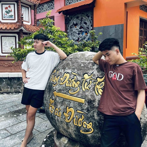 NEW2k25 WALKING IN THE SUN-Út Mạnhh