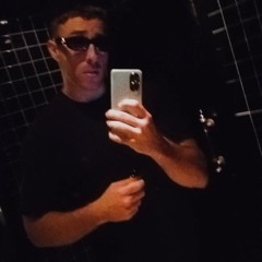 she's bangin' but I don't pay for lap dances